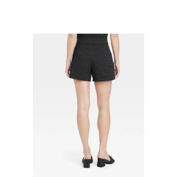 A New Day Women's Size 2 High Rise Eyelet Detail Shorts Black NWT So CUTE!! - Picture 2 of 10